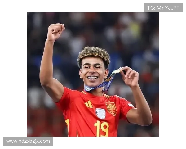 某足球明星在采访中分享了他的职业生涯和对未来的展望引发热议